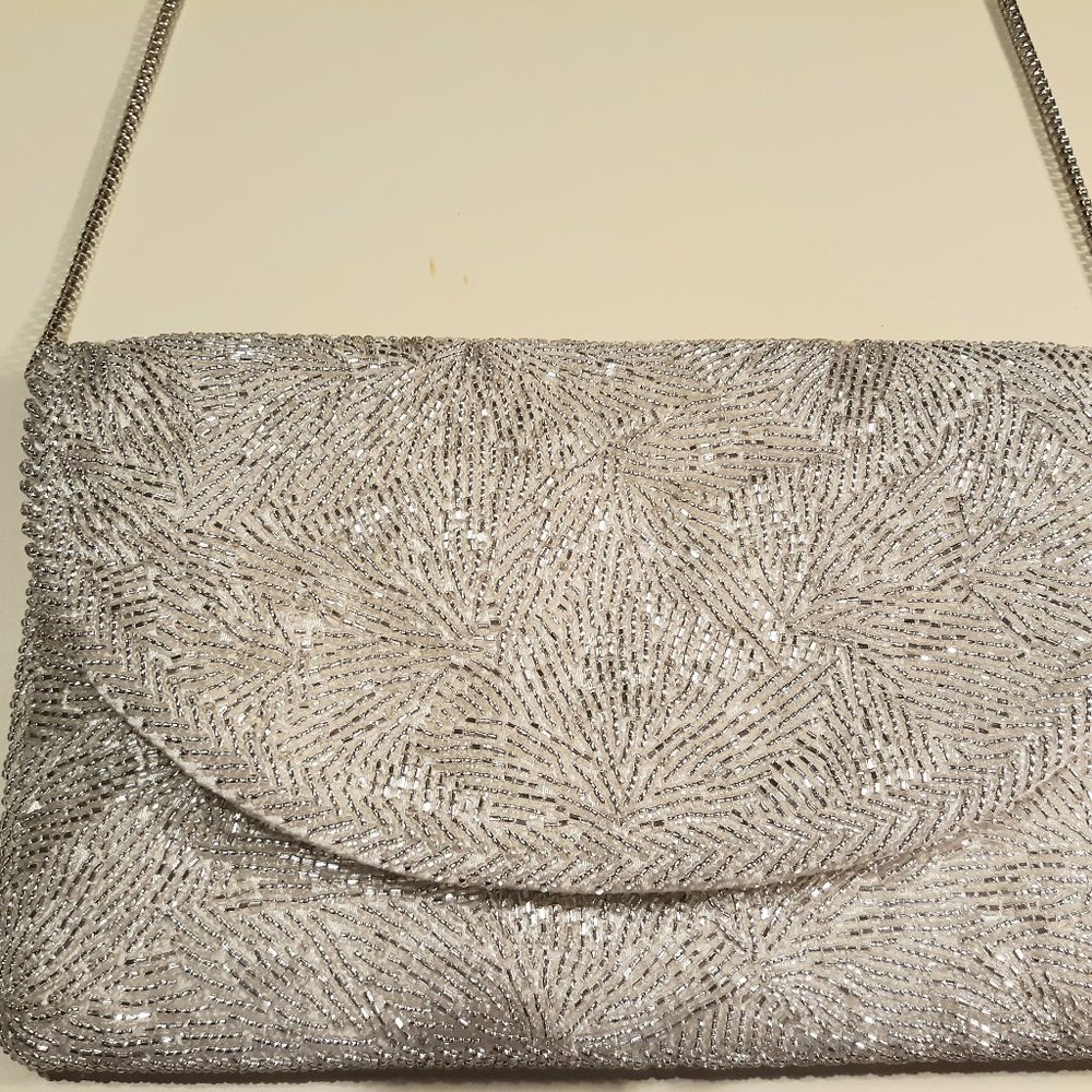 Stunning vintage silver beaded Walborg purse EUC